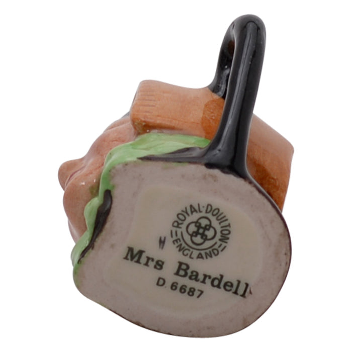 Mrs. Bardell tiny jug D6687
