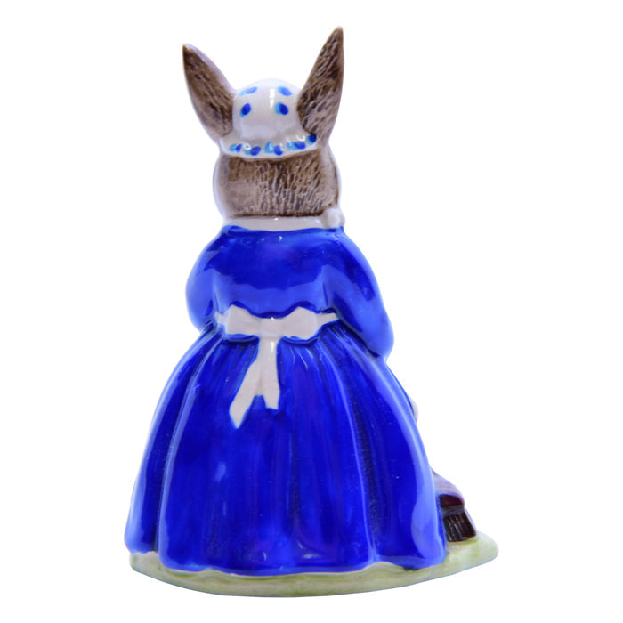 Mrs. Bunnykins Clean Sweep