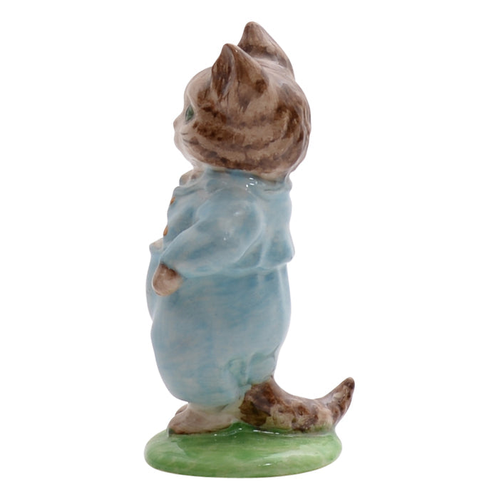 Tom Kitten cat sculpture
